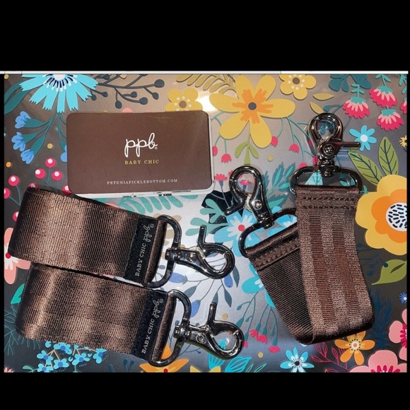 Petunia Pickle Bottom Diaper Bag Stroller Valet Clips Brown Set of 3 NEW Holders - Picture 6 of 6